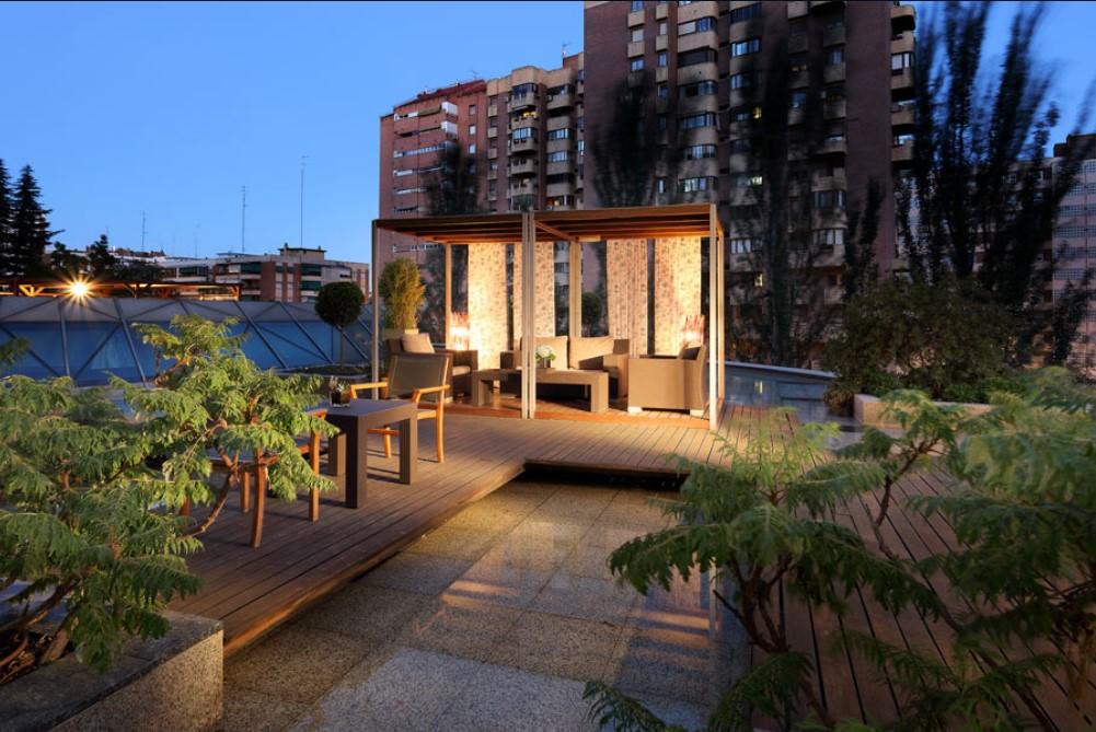 Eurostars Suites Mirasierra Madri Exterior foto The rooftop garden