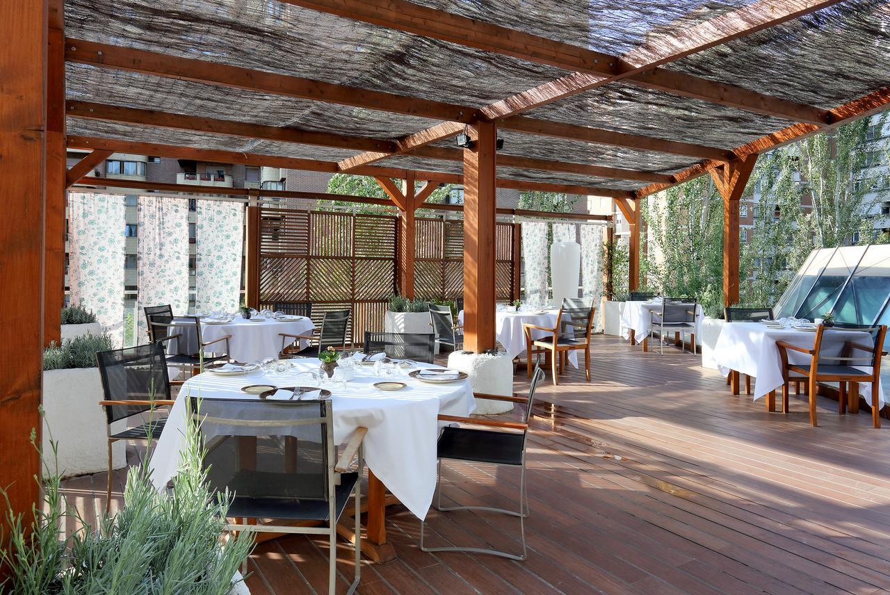 Eurostars Suites Mirasierra Madri Exterior foto Restaurant